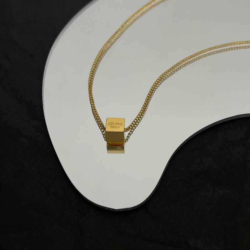 Celine Necklace 05lyr84 (4)